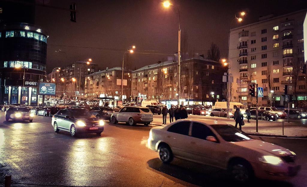 Kyiv Lesi 3 Studio Apartment Екстериор снимка